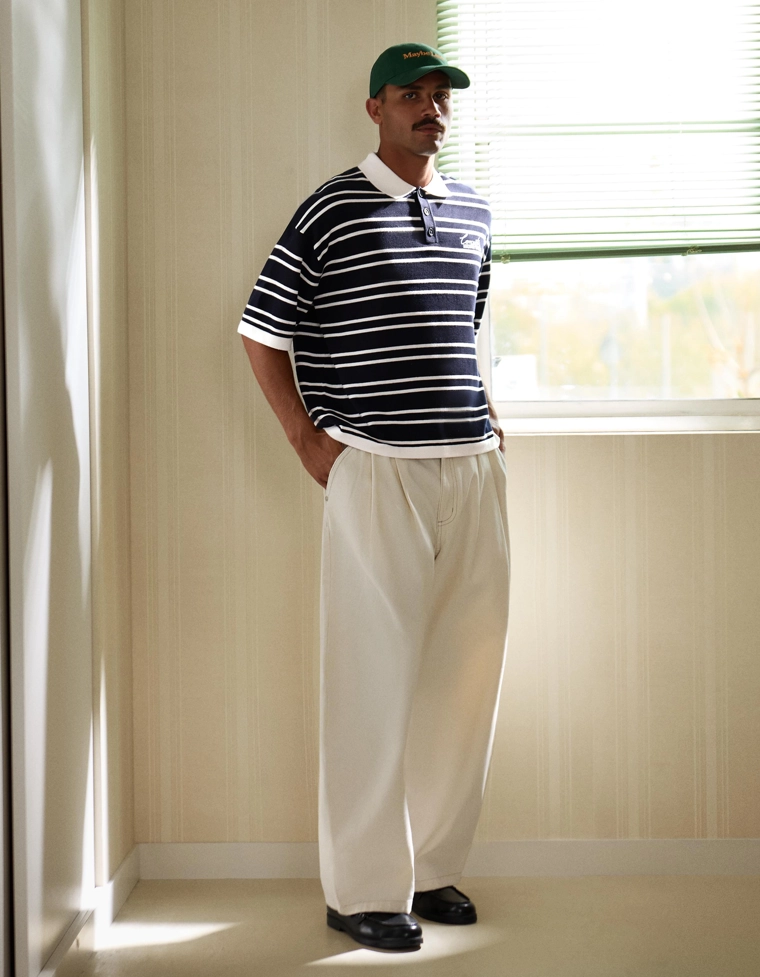 Поло с графическим принтом в полоску