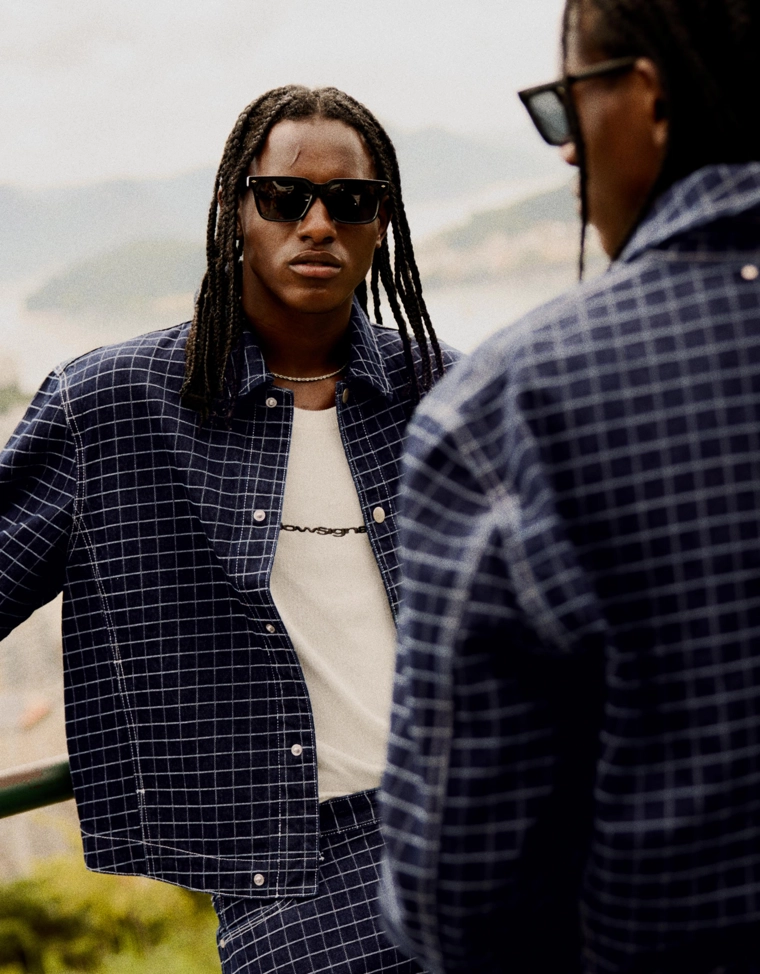 Джинсовая куртка в клетку