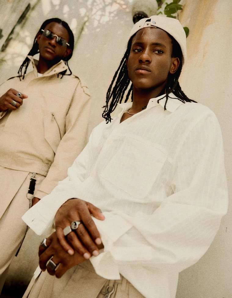 Рубашка оверсайз с длинными рукавами и запахом