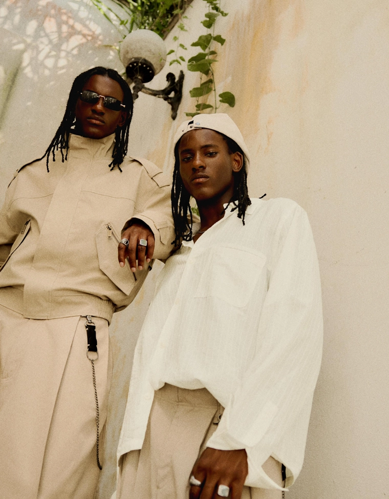 Рубашка оверсайз с длинными рукавами и запахом