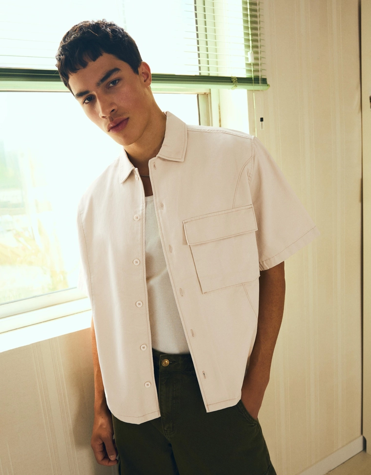 Рубашка геометрического кроя с короткими рукавами