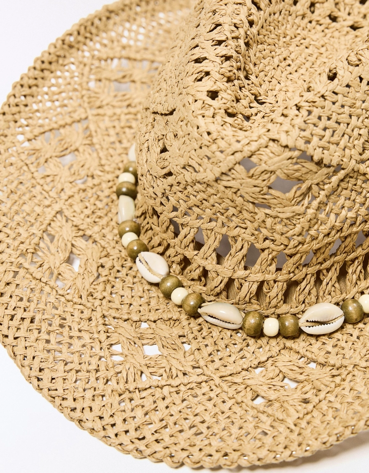 Шляпа в ковбойском стиле с ракушками