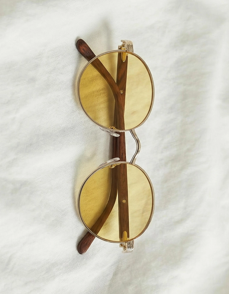 Овальные солнцезащитные очки