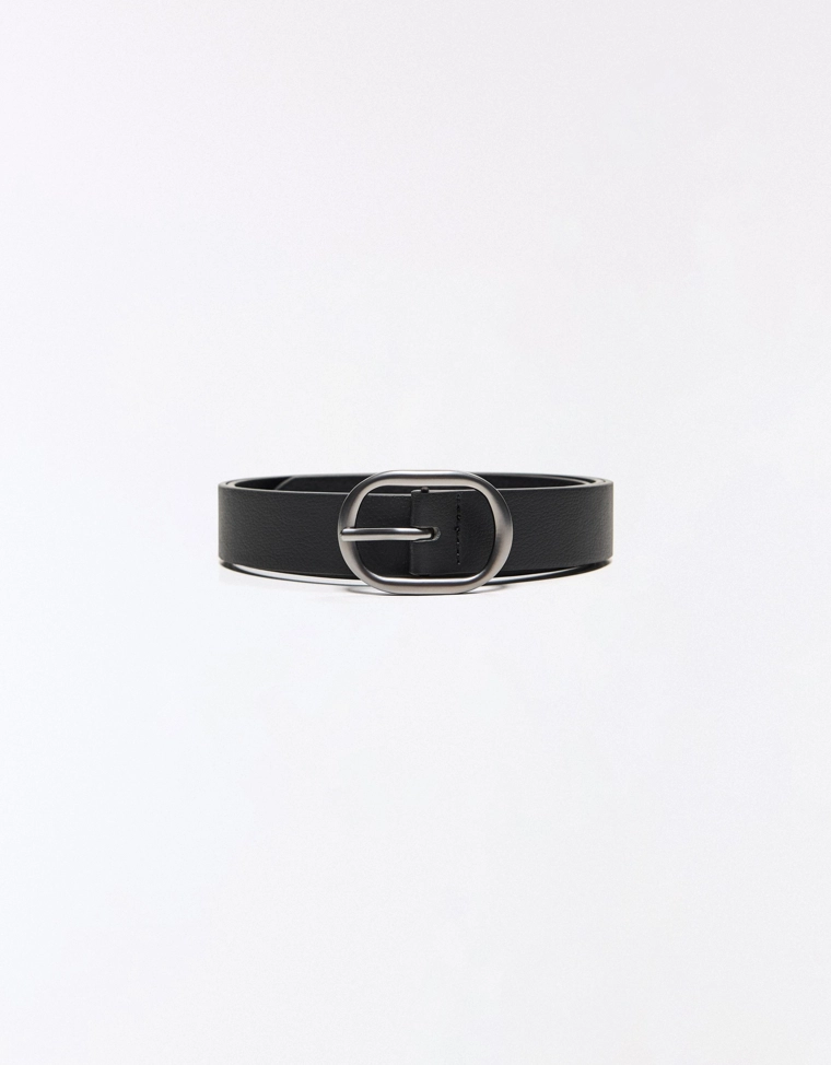 Ремень с овальной пряжкой