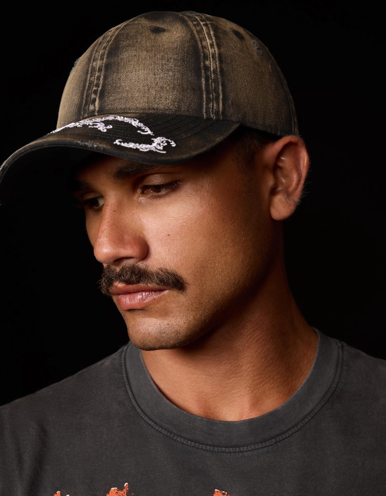 Кепка с принтом washed