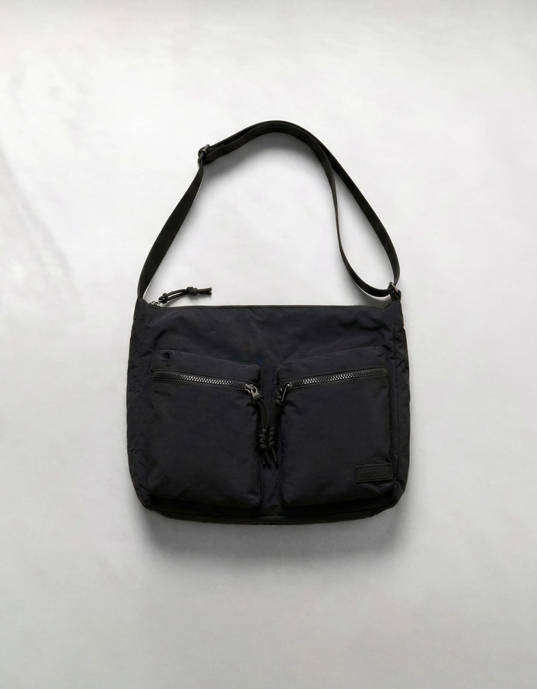 Сумка с двойным карманом из высокотехнологичной ткани