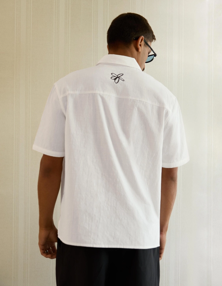 Рубашка объемного кроя с коротким рукавом и принтом