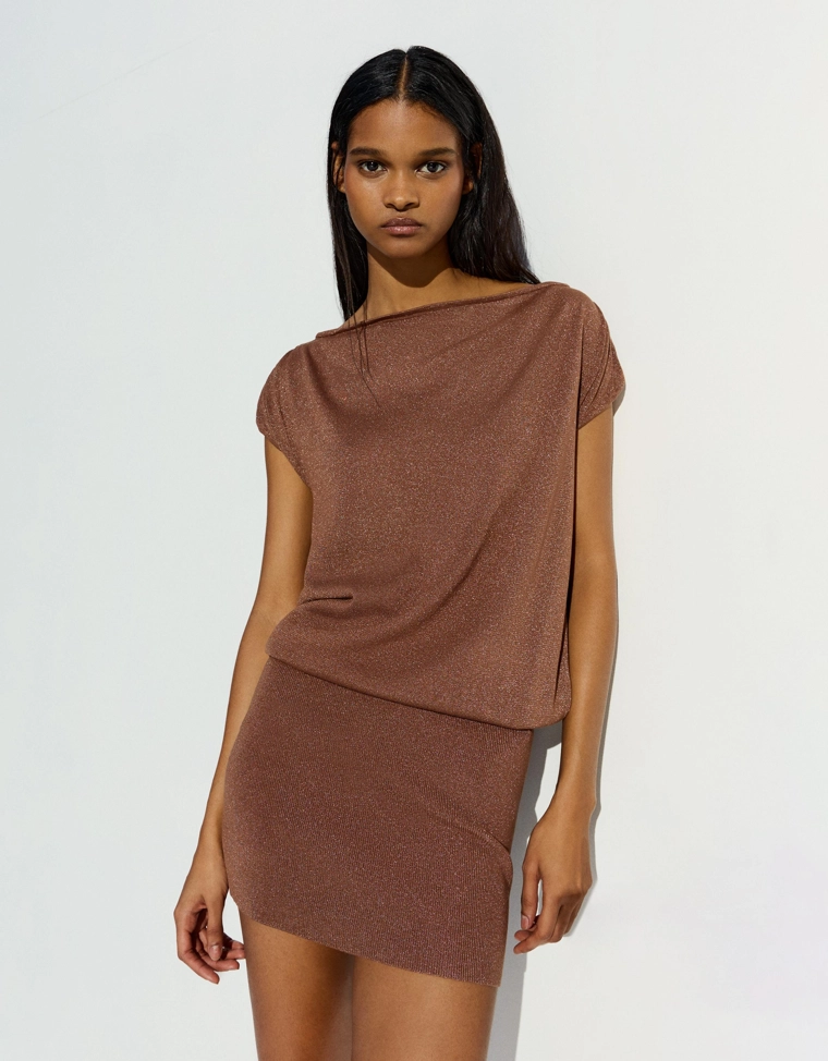 Мини-платье асимметричного кроя