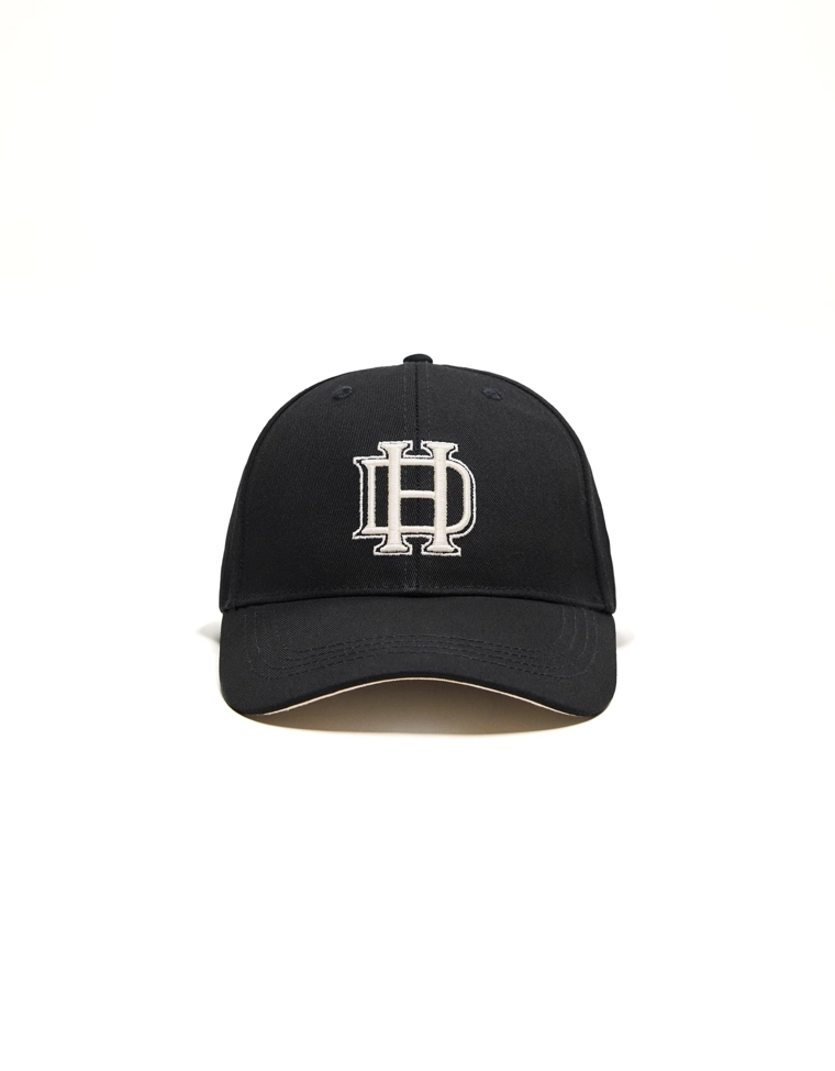 Кепка с вышивкой