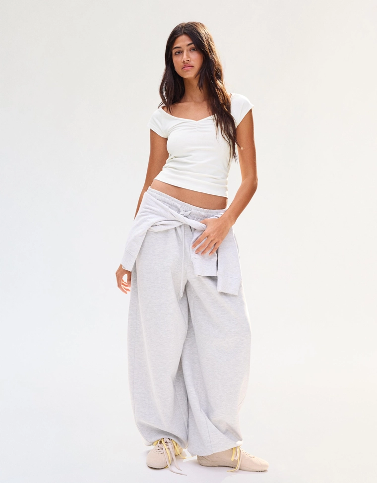 Футболка с короткими рукавами и сборками