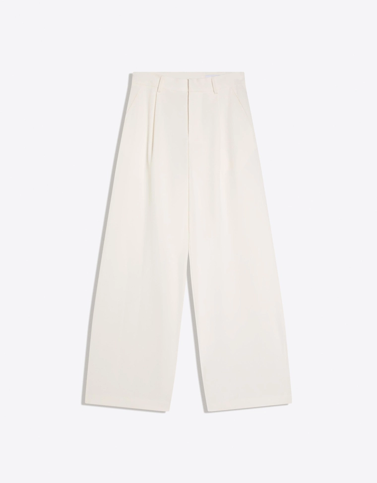 Брюки объемного кроя из двухслойной ткани