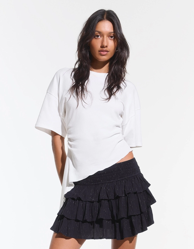 Мини-юбка с воланами и металлизированной нитью