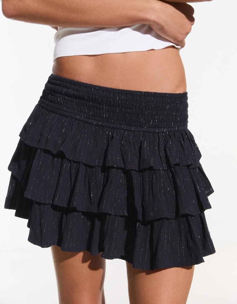 Мини-юбка с воланами и металлизированной нитью