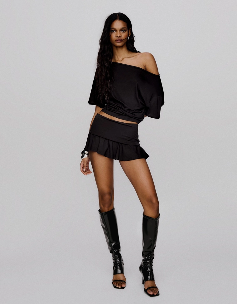 Мини-юбка клеш с двойным поясом