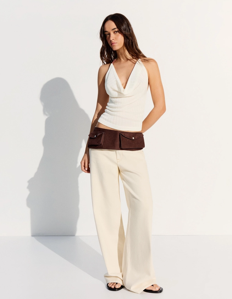 Топ с горловиной халтер и драпировкой