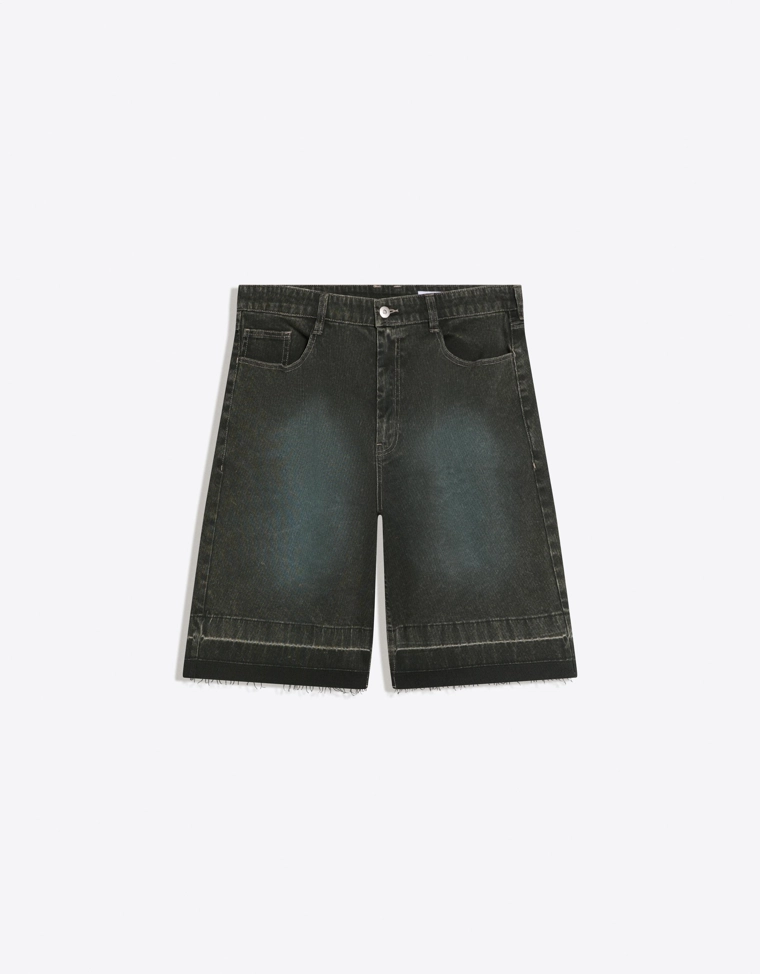 Шорты-бермуды в скейтерском стиле