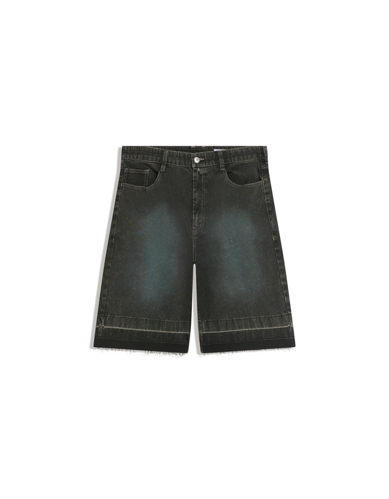 Шорты-бермуды в скейтерском стиле