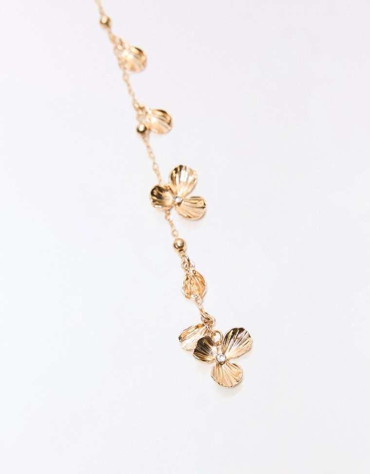 Длинное ожерелье с цветами