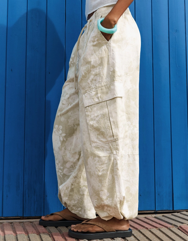 Брюки карго с принтом