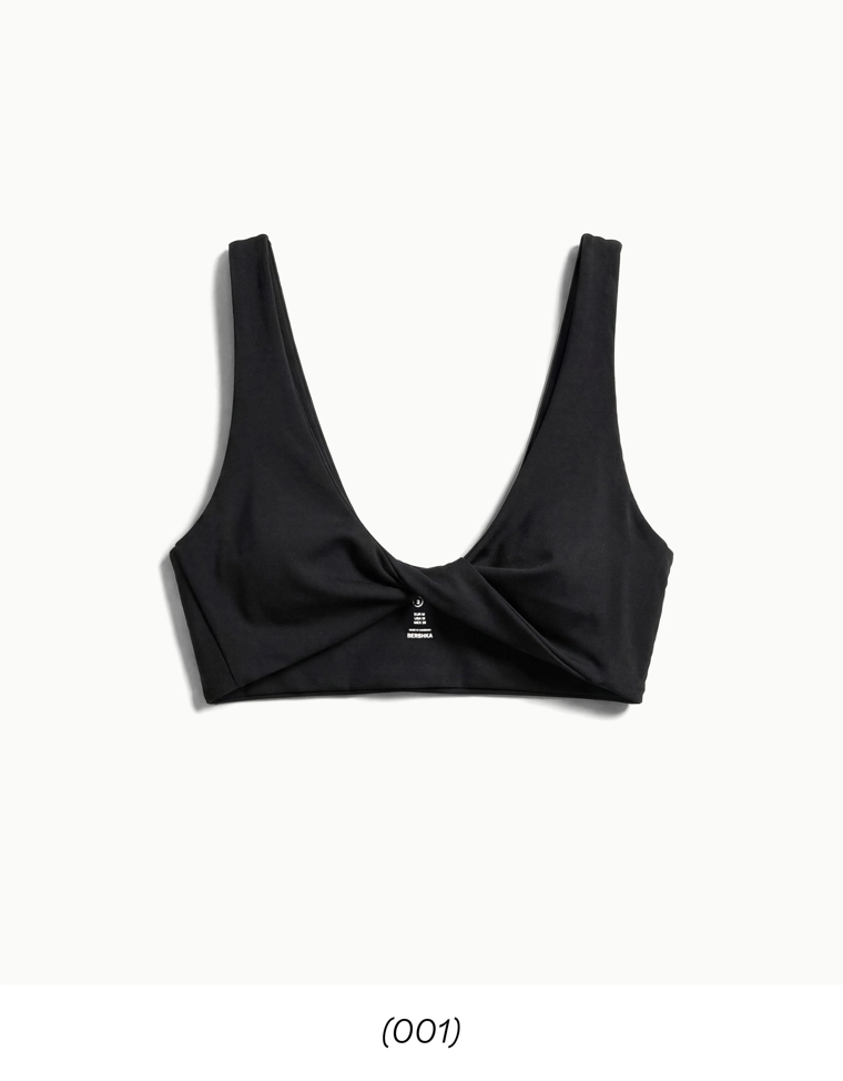 Топ на бретелях с узлом