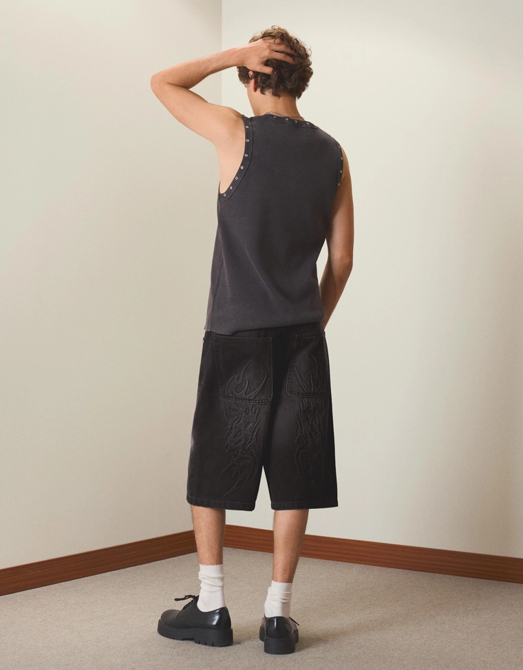 Джинсовые шорты-бермуды свободного кроя