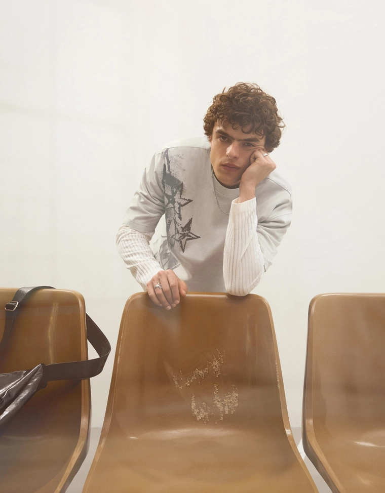 Футболка свободного кроя с принтом