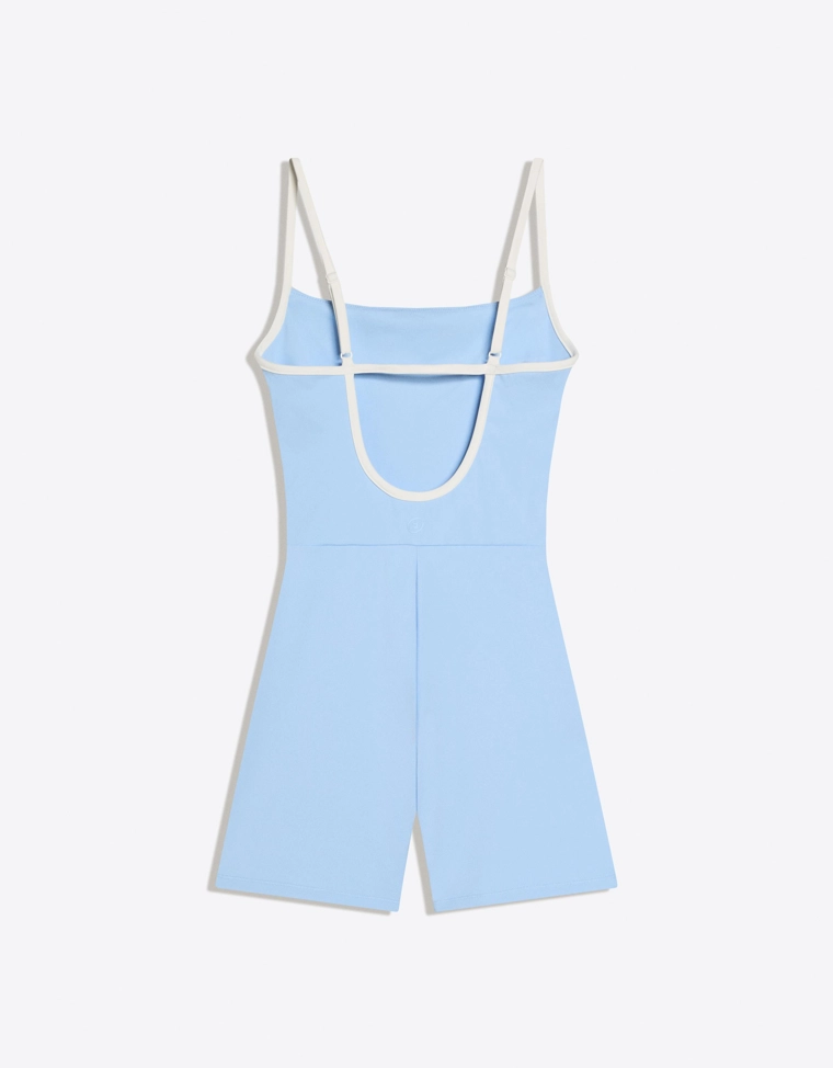 Короткий комбинезон с контрастными бретелями