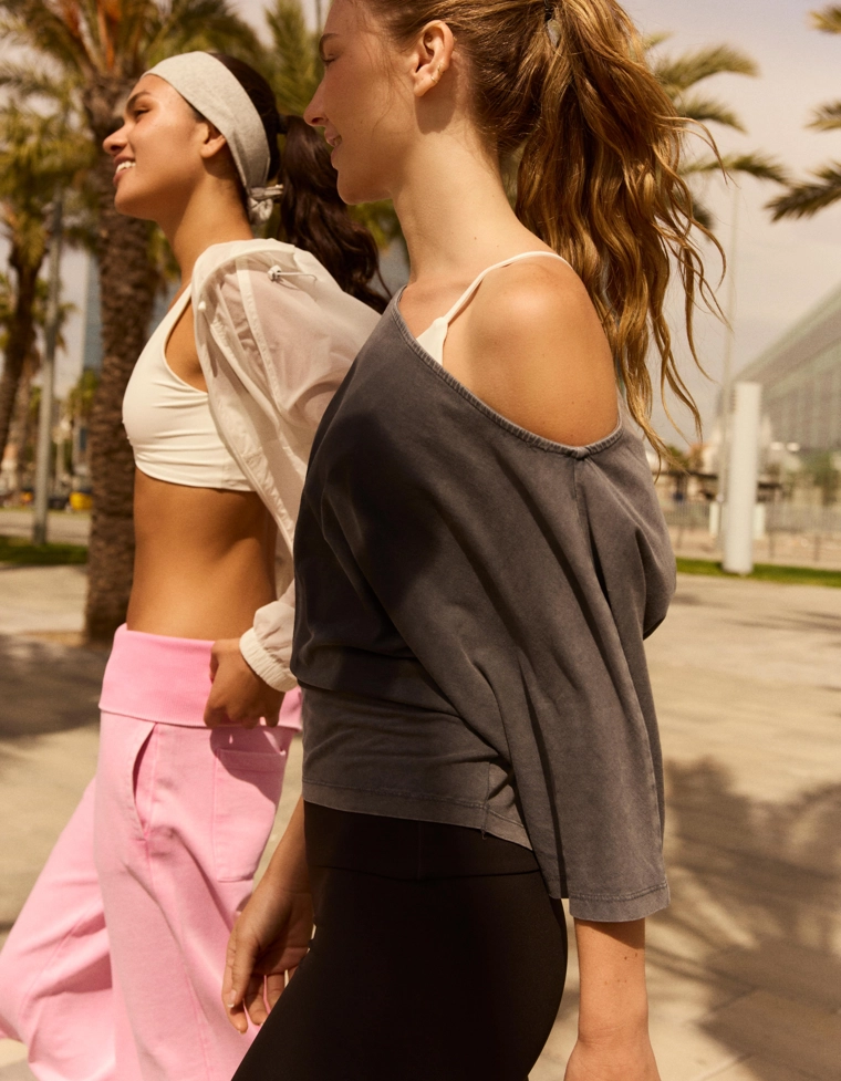 Футболка асимметричного кроя с принтом