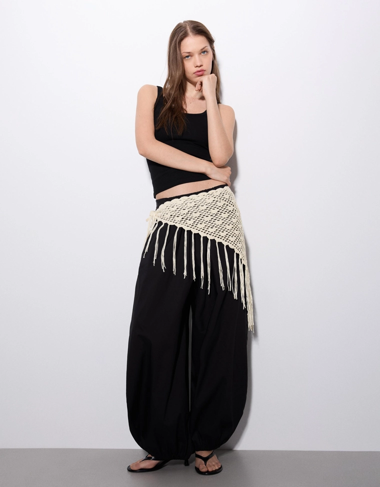 Юбка-парео из кроше с бахромой