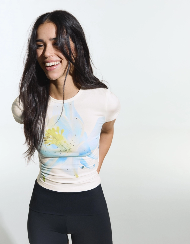 Футболка с короткими рукавами и принтом