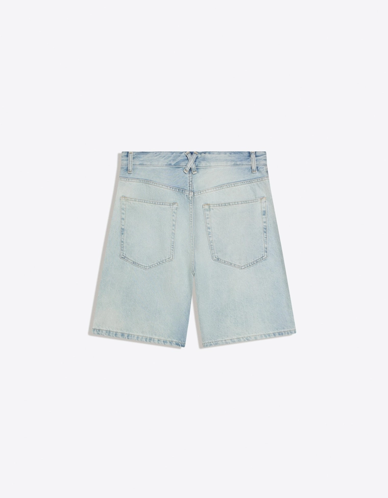 Джинсовые шорты