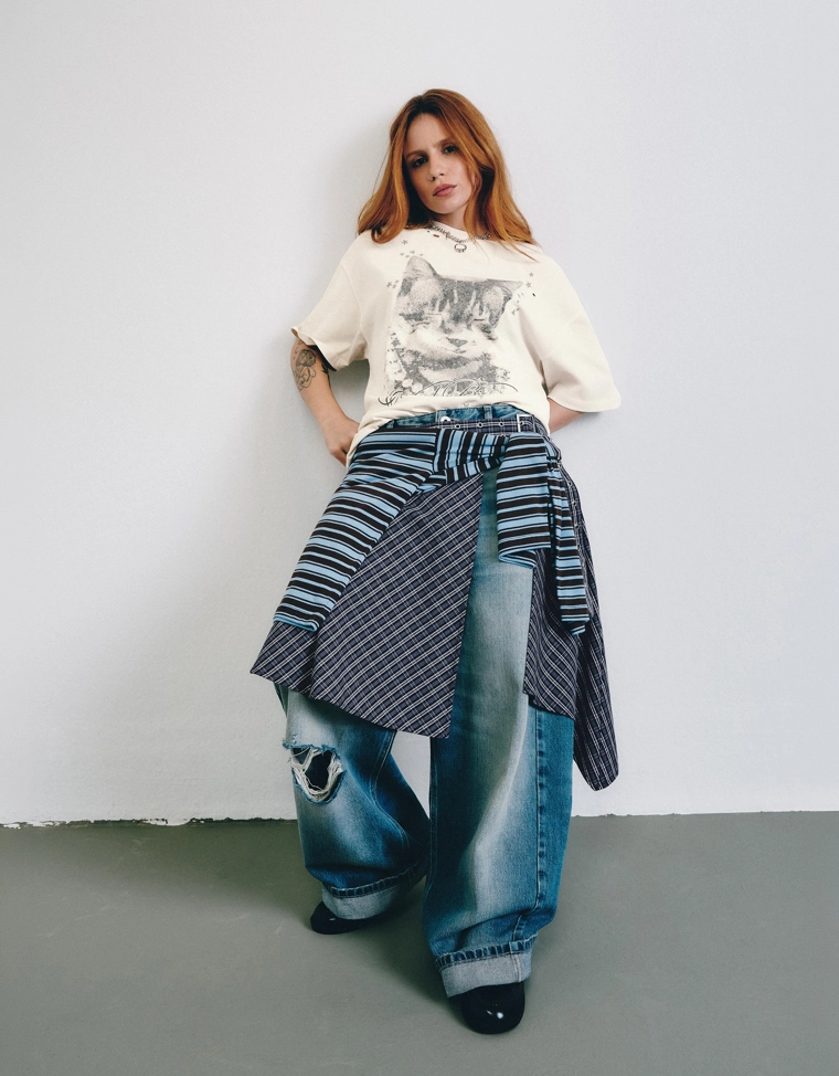 Футболка с принтом из коллекции carol biazin в стиле oversize