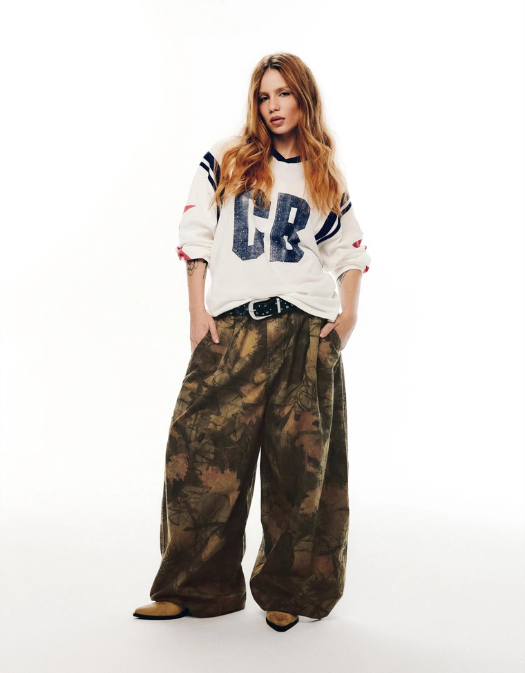 Футболка с принтом из коллекции carol biazin в стиле oversize