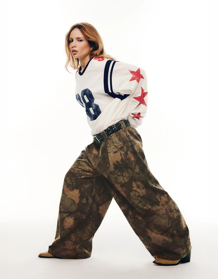 Футболка с принтом из коллекции carol biazin в стиле oversize