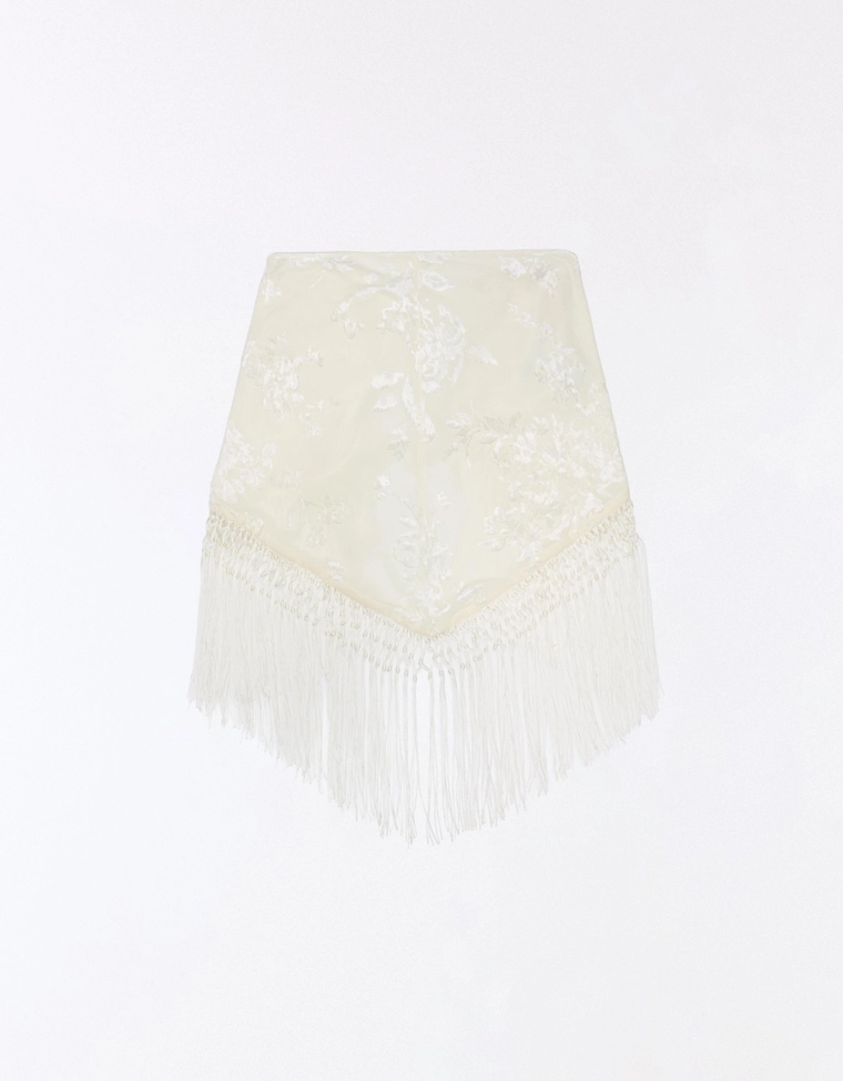 Шарф с бахромой