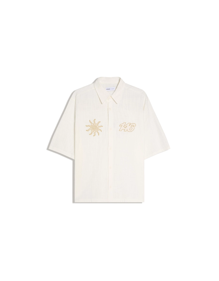 Рубашка свободного кроя с короткими рукавами и вышивкой