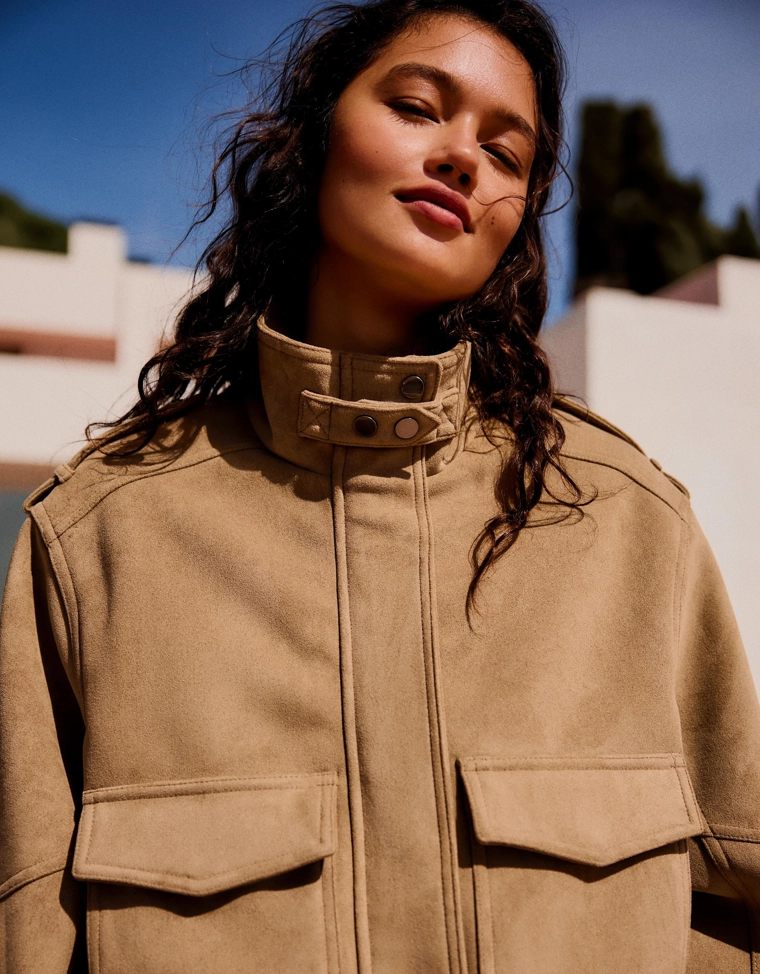 Куртка из искусственной замши