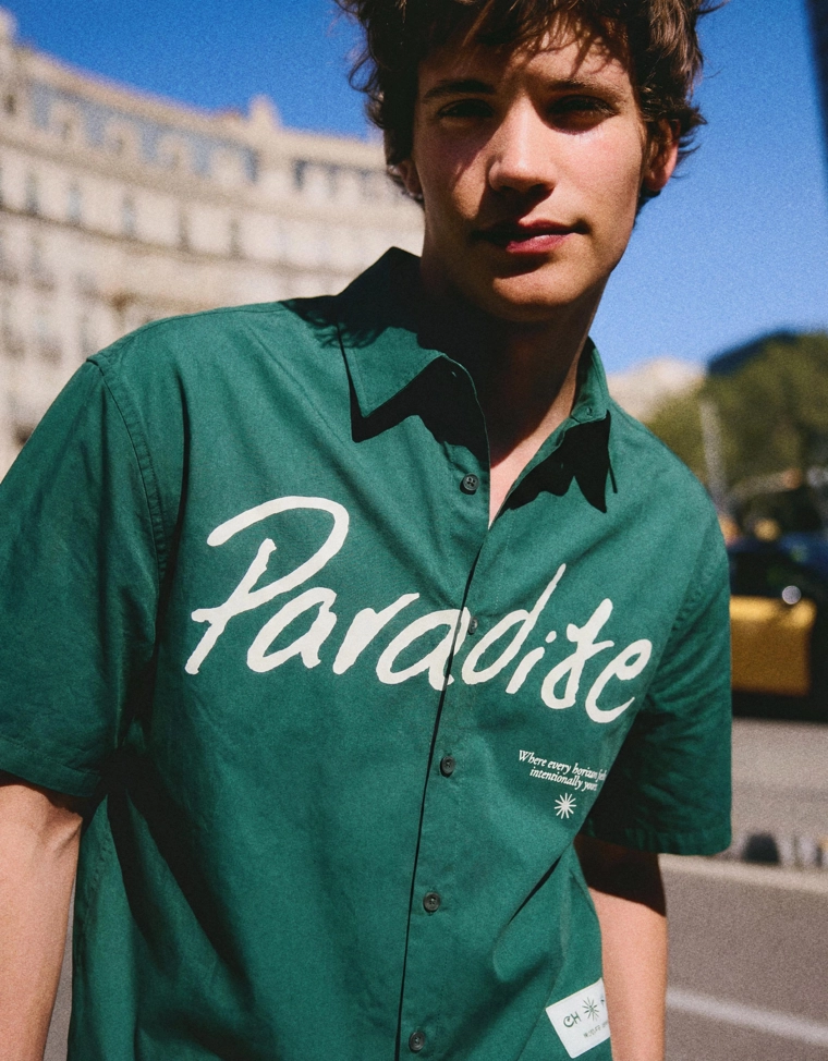 Рубашка оверсайз с короткими рукавами и принтом