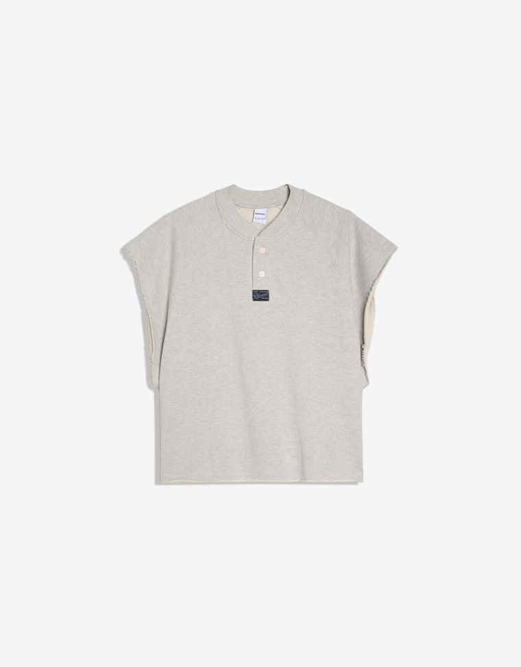 Футболка из мягкой ткани в утилитарном стиле