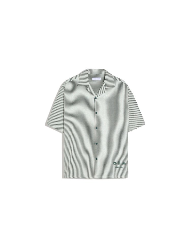 Рубашка объемного кроя в полоску с короткими рукавами и принтом