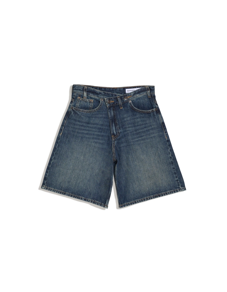 Джинсовые шорты с запахом на поясе