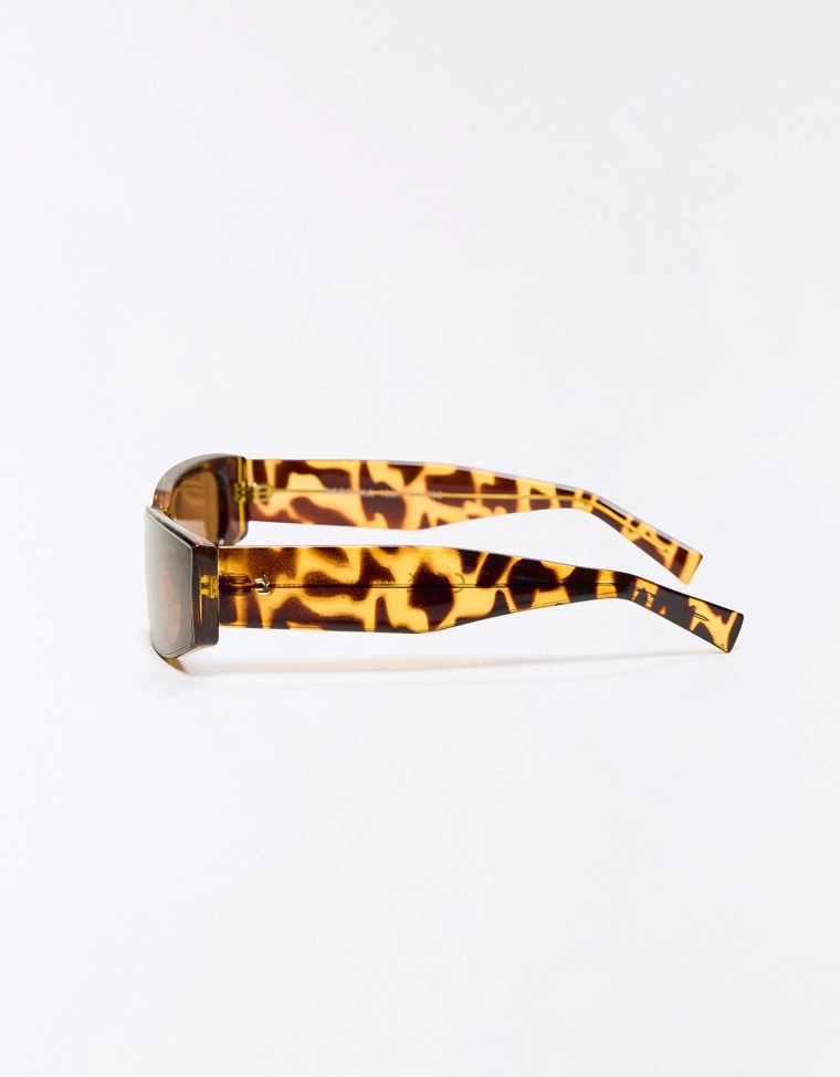 Прямоугольные солнцезащитные очки