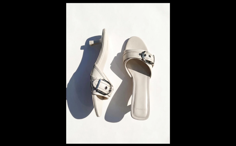 Туфли-мюли на каблуке с пряжкой