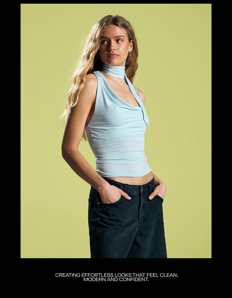 Топ асимметричного кроя с эффектом платка