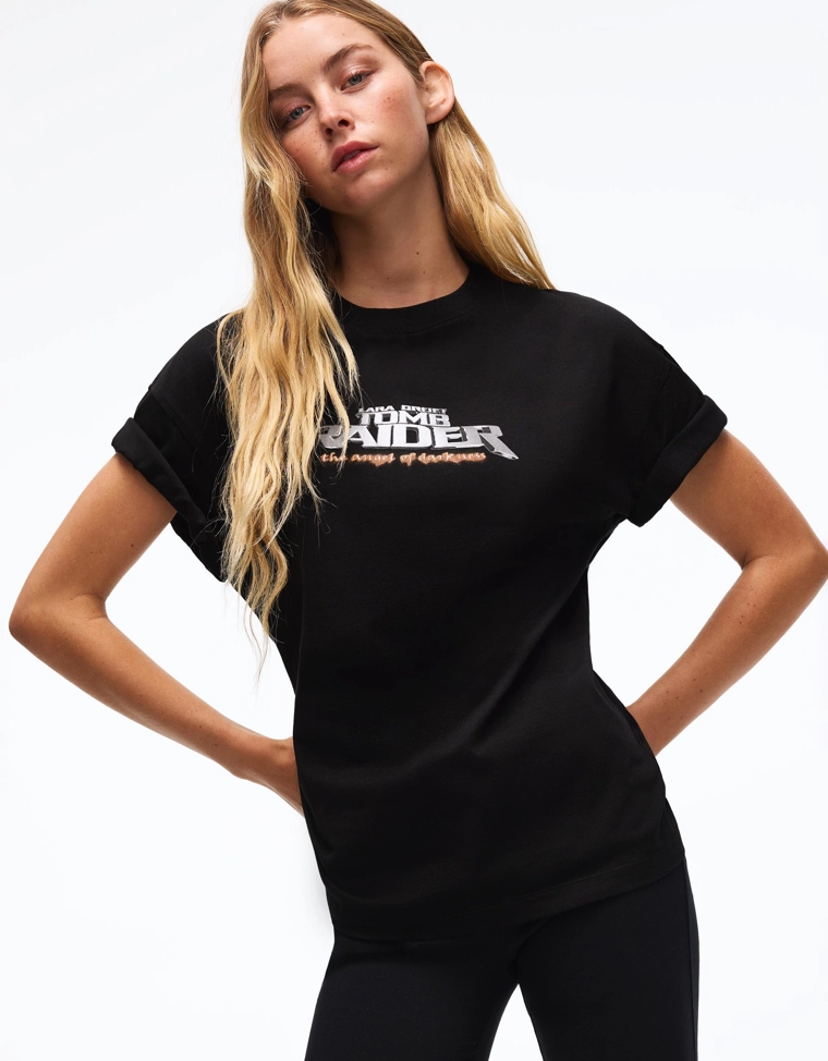 Футболка оверсайз с принтом Tomb Raider