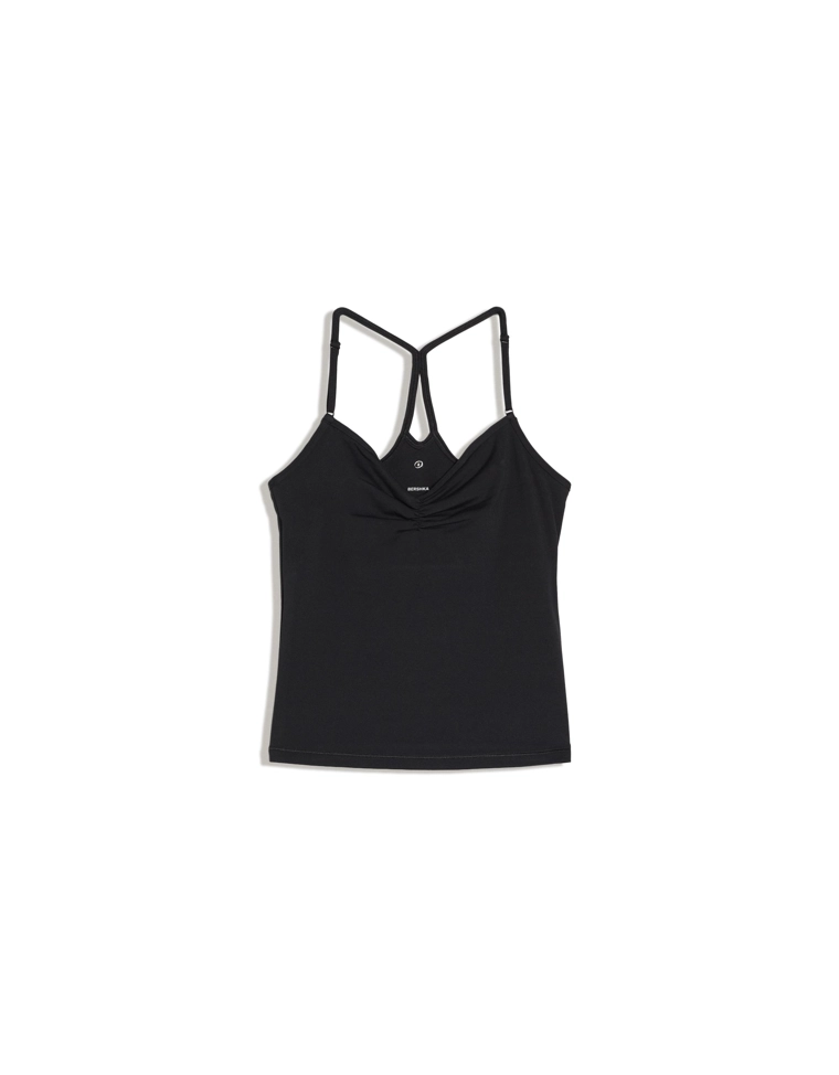 Топ-майка со сборкой