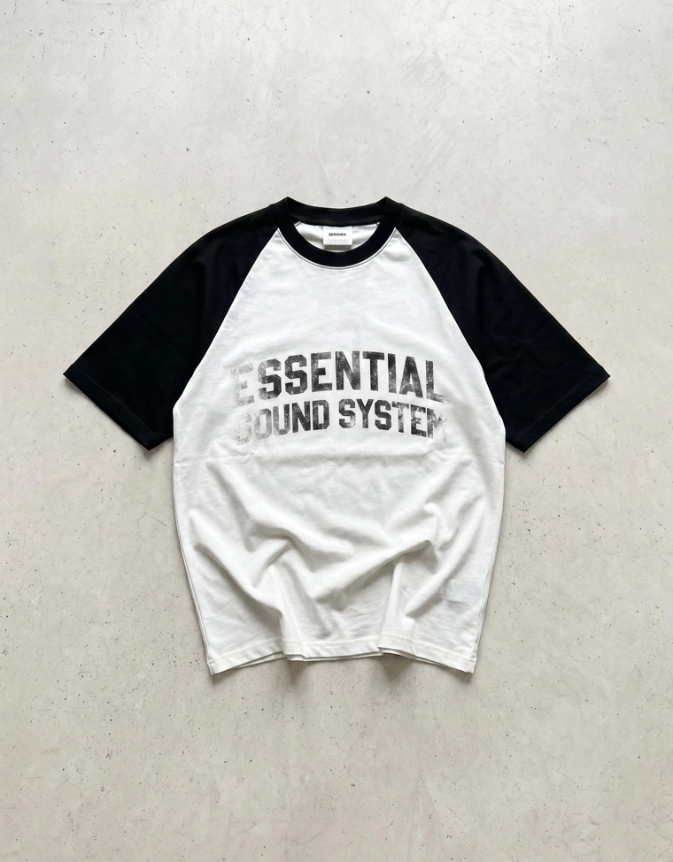 Футболка реглан с принтом