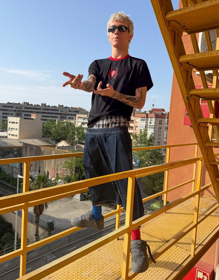 Футболка с контрастным принтом SPIDERMAN