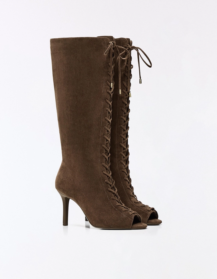 CORSET heel boots with split