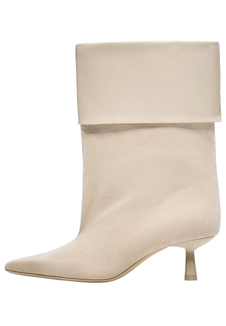 Heeled ankle boots with turn-down detail